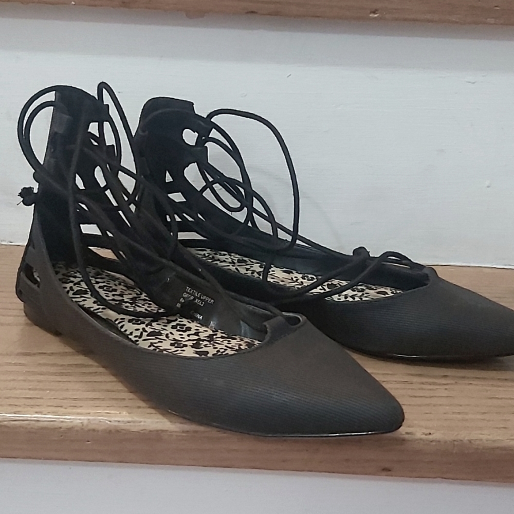 Black flats